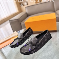 Louis Vuitton Low Shoes